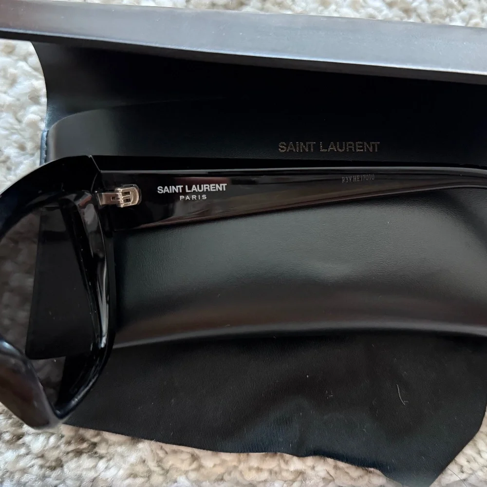 YSL Saint Laurent Women Sunglasses - Picture 11 of 12